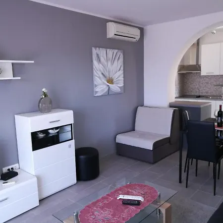 Anka 2 Apartment